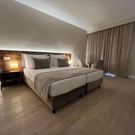 Hotel Madeira Bright Star By Petit 4*