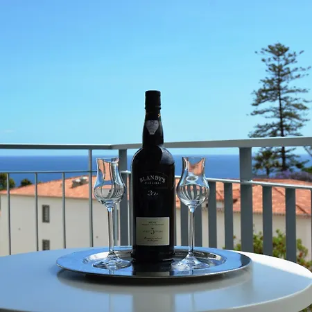 Madeira Bright Star By Petit 4*