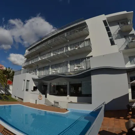 Madeira Bright Star By Petit Otel