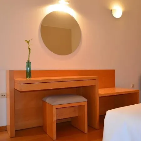 Madeira Bright Star By Petit 4*