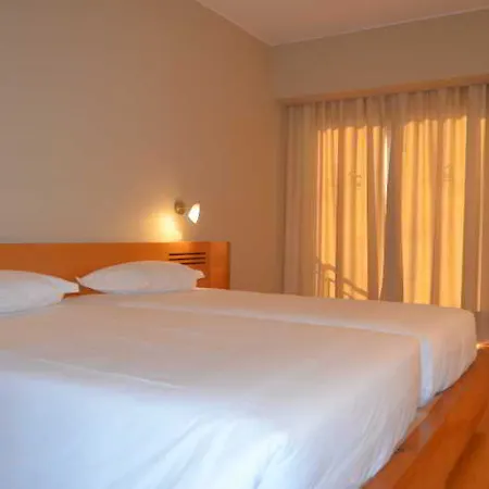 Madeira Bright Star By Petit 4* フンシャル