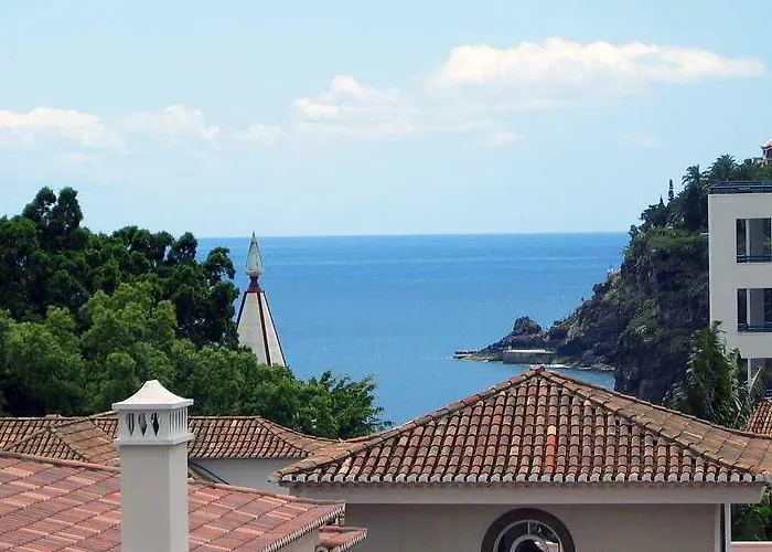 Madeira Bright Star By Petit 4*