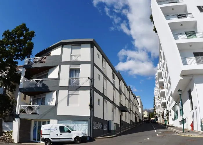 Hotell Madeira Bright Star By Petit