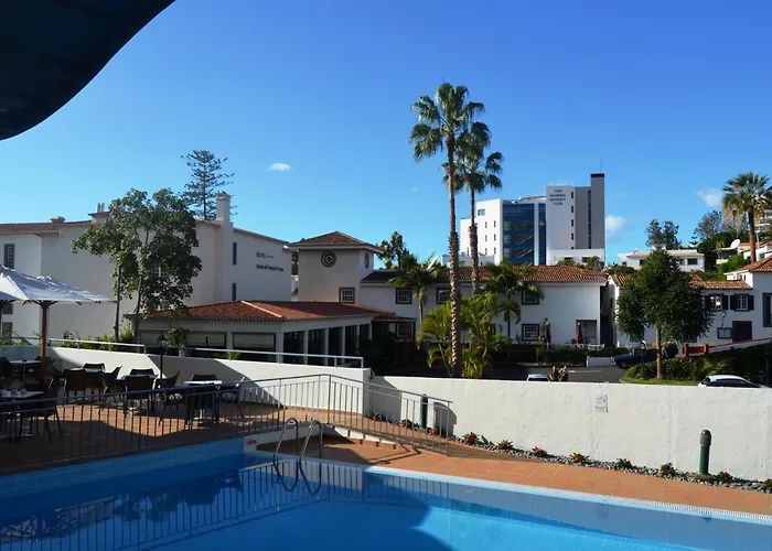 Madeira Bright Star By Petit Funchal